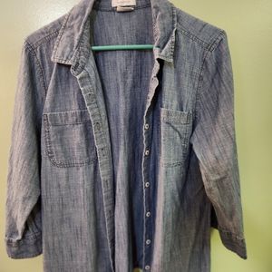 Van Heusen button up top size XL